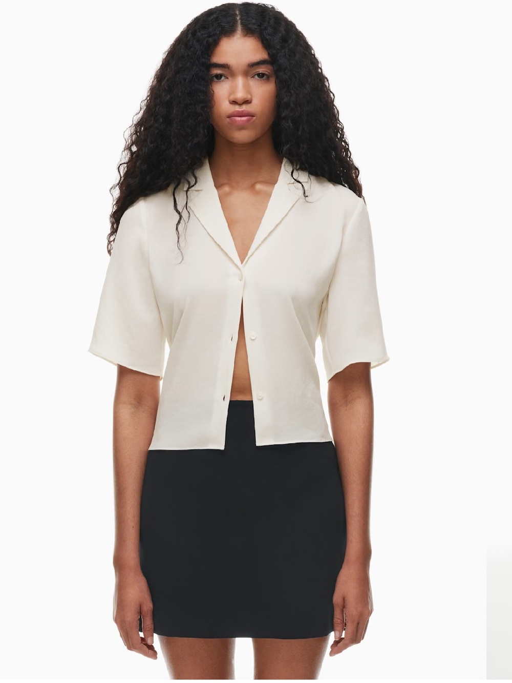 Wilfred Beso Shirt | Light Birch | Medium | Aritzia Cropped Blouse